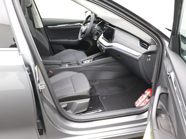 SKODA Octavia Combi (2025) — foto 18 van 27
