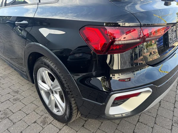 AUDI A3 Allstreet PHEV (2025) — foto 15 van 24