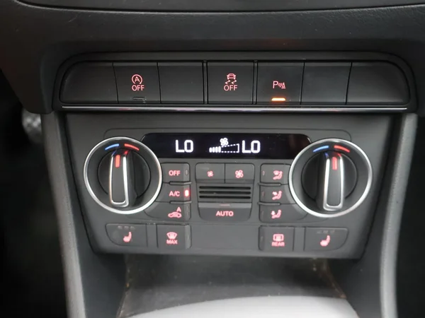 AUDI Q3 (2018) — foto 22 van 29