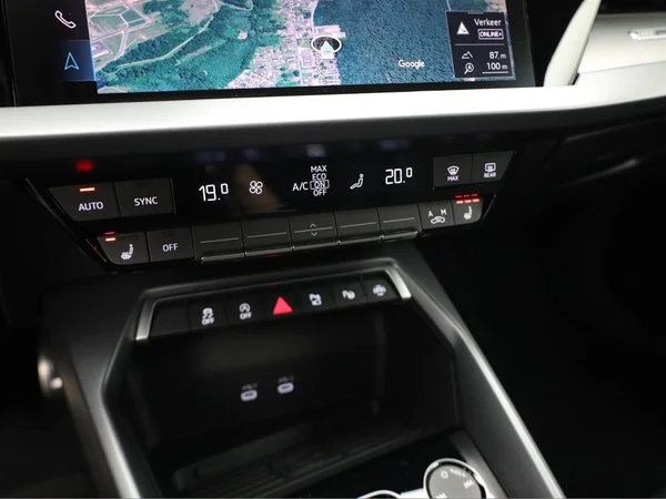 AUDI A3 Sportback (2025) — foto 10 van 22