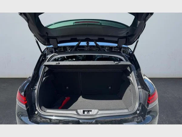 Renault Mégane Berline Phase II (2023) — foto 21 van 29
