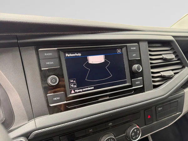 VOLKSWAGEN Transporter T6.1 1000 Fou Swb (2023) — foto 5 van 13