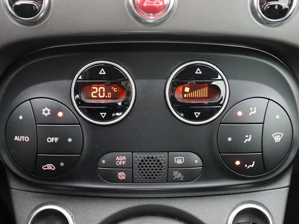 FIAT 500C (2021) — foto 7 van 15