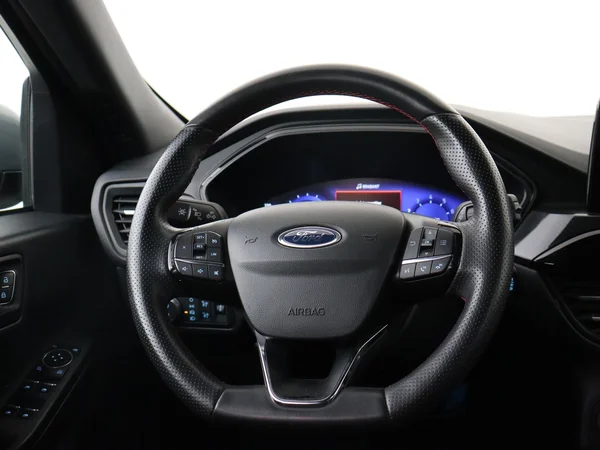 FORD Kuga (2022) — foto 14 van 28