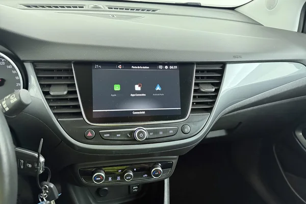 Opel Crossland (2021) — foto 6 van 28