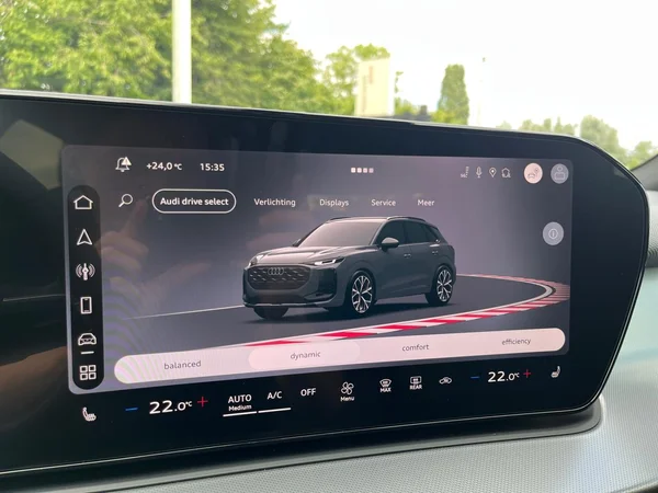 AUDI Q3 SUV (2026) — foto 10 van 24