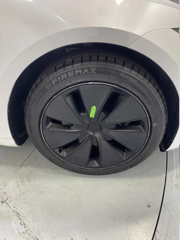 Tesla Model 3 (2023) — foto 29 van 49