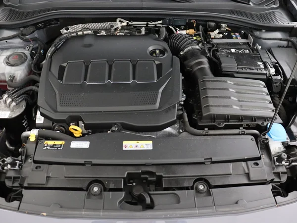 SEAT Leon (2024) — foto 6 van 28