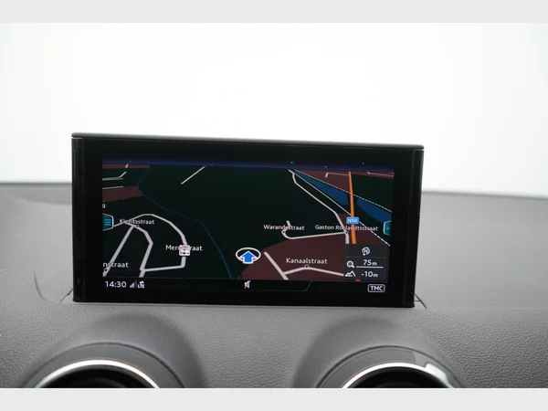 AUDI Q2 (2021) — foto 4 van 25