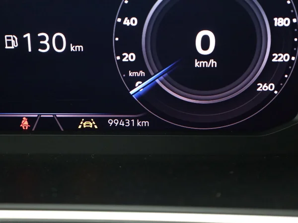 VOLKSWAGEN Tiguan (2019) — foto 3 van 18