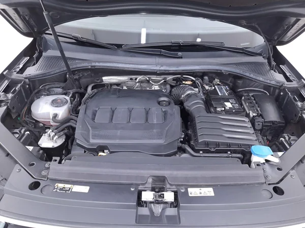 Volkswagen Tiguan (2023) — foto 10 van 37