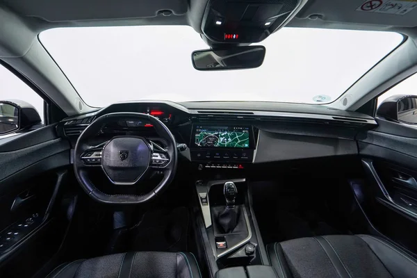 Peugeot 308 (2024) — foto 3 van 64