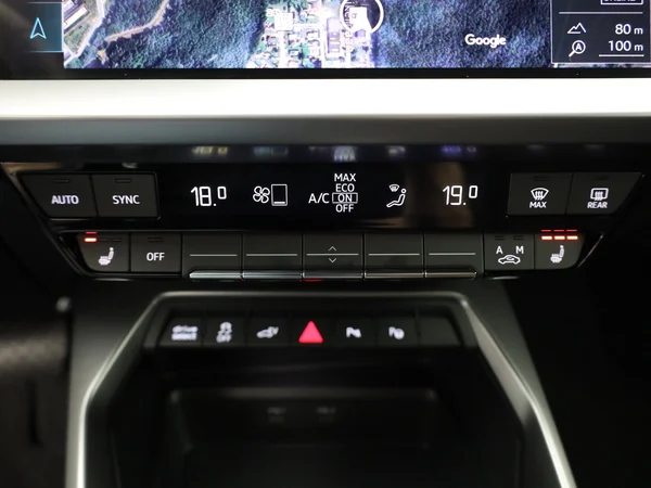 AUDI A3 Sportback (2025) — foto 4 van 24
