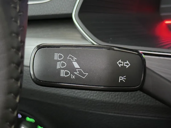 SKODA Superb (2023) — foto 16 van 31