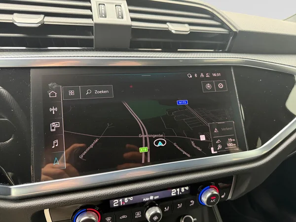AUDI Q3 (2023) — foto 17 van 18