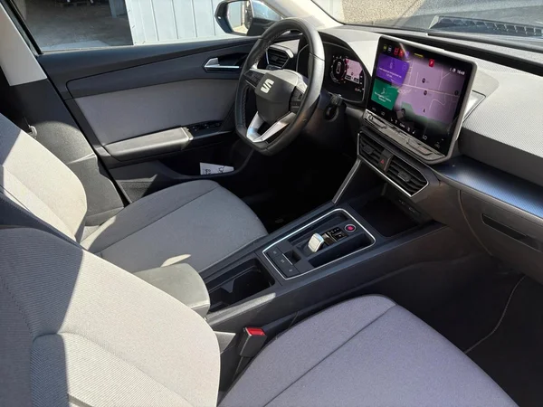 SEAT Leon ST (2025) — foto 9 van 24