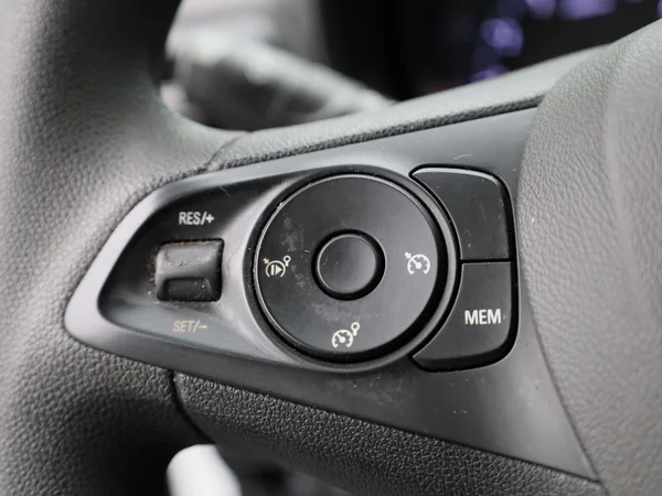 Opel Combo Life (2022) — foto 13 van 35