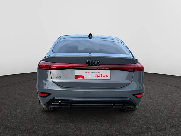 AUDI A6 Sportback e-tron (2025) — foto 19 van 24
