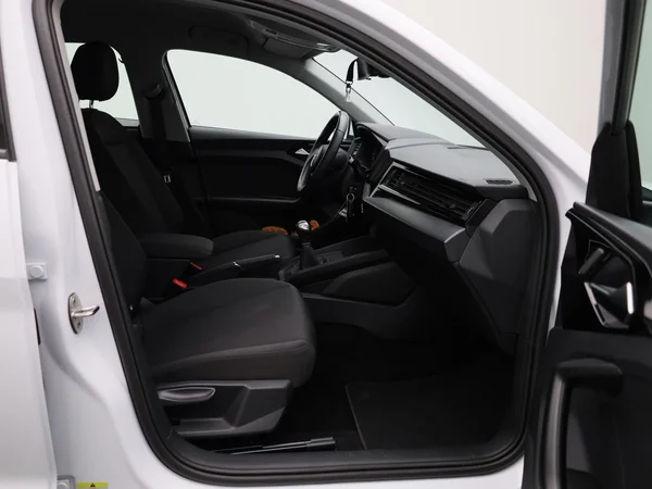 Audi A1 Sportback (2023) — foto 30 van 41