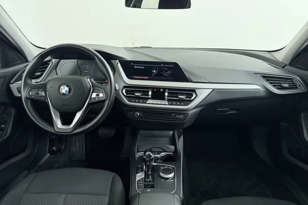 BMW 1 Hatch (F40) (2020) — foto 14 van 33