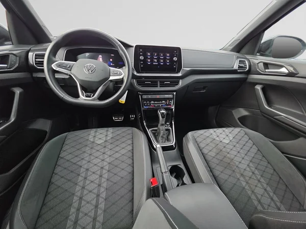 VOLKSWAGEN T-Cross (2024) — foto 2 van 24