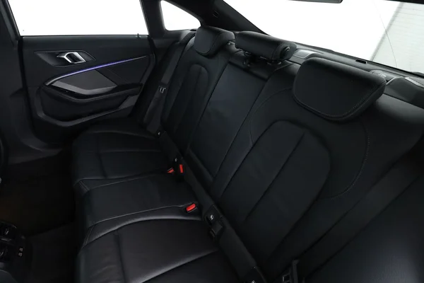 BMW 2-serie (2021) — foto 5 van 16