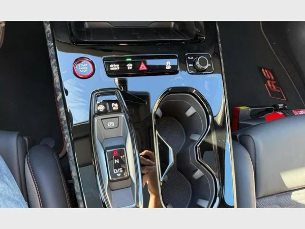 Audi RS 5 Avant PHEV (2026) — foto 13 van 27