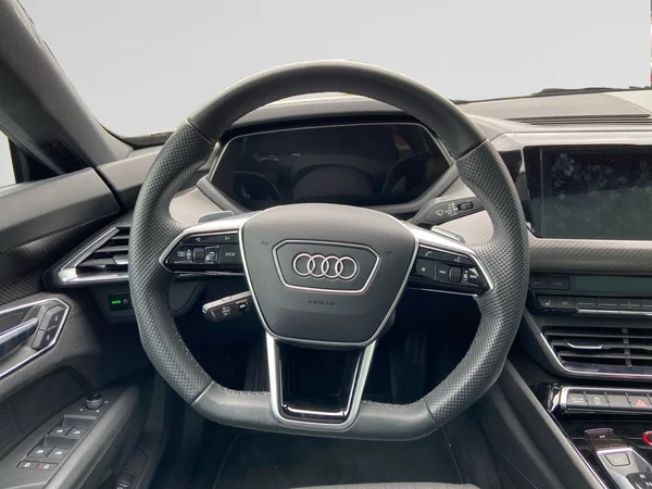 AUDI E-tron GT (2023) — foto 22 van 37