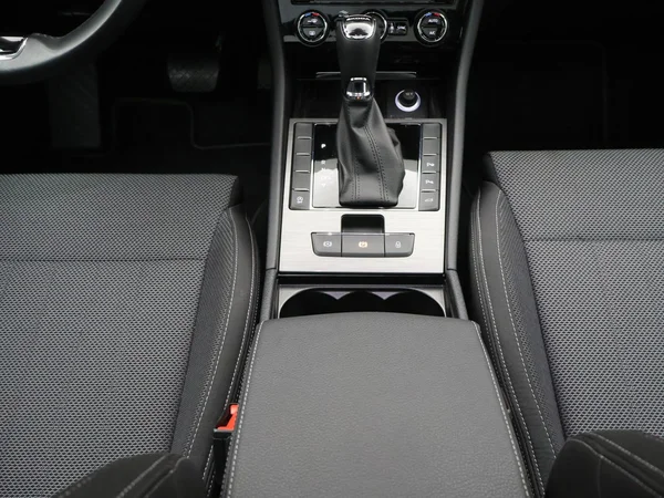 SKODA Superb Combi (2024) — foto 11 van 34