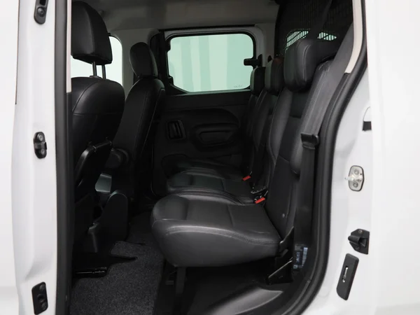 Opel Combo Life (2023) — foto 5 van 39
