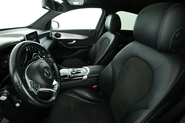 Mercedes-Benz GLC-Klasse (2018) — foto 16 van 16