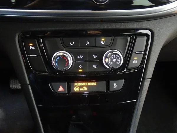 Opel Mokka X (2019) — foto 9 van 23