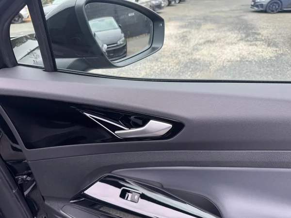 VOLKSWAGEN ID.4 (2026) — foto 9 van 24