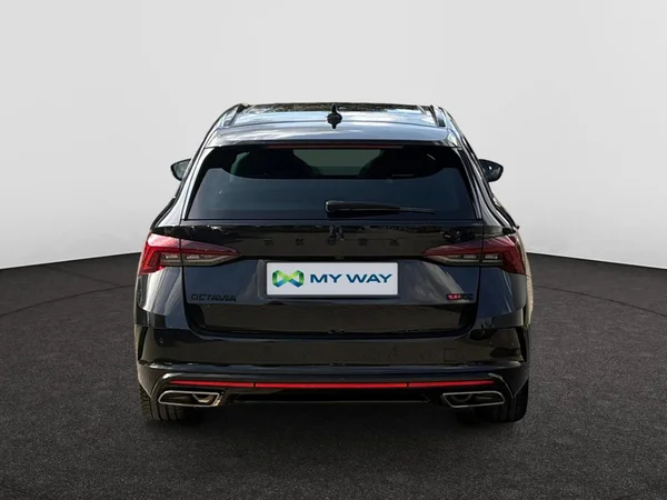 SKODA Octavia Combi RS (2022) — foto 20 van 24