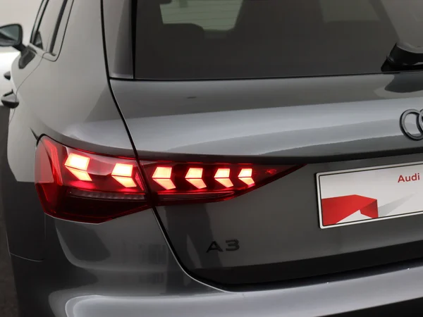 AUDI A3 Sportback (2025) — foto 6 van 18
