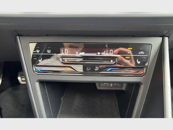 Volkswagen Taigo (2022) — foto 16 van 28