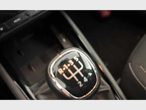 Skoda Kamiq (2021) — foto 3 van 25