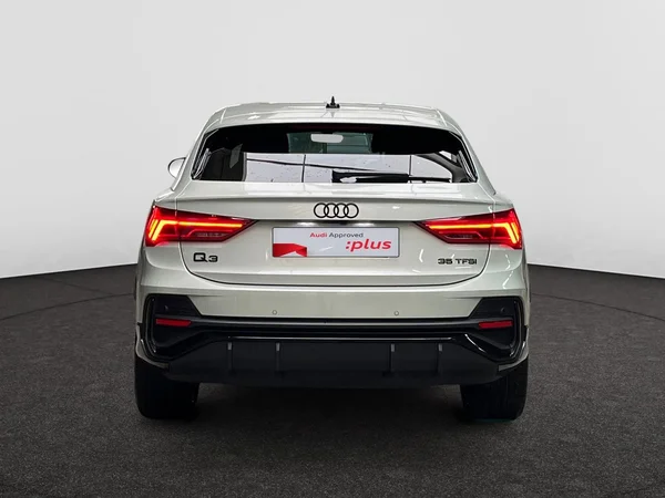 AUDI Q3 Sportback (2024) — foto 10 van 20