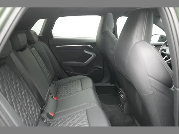 AUDI A3 Sportback PHEV (2025) — foto 13 van 35