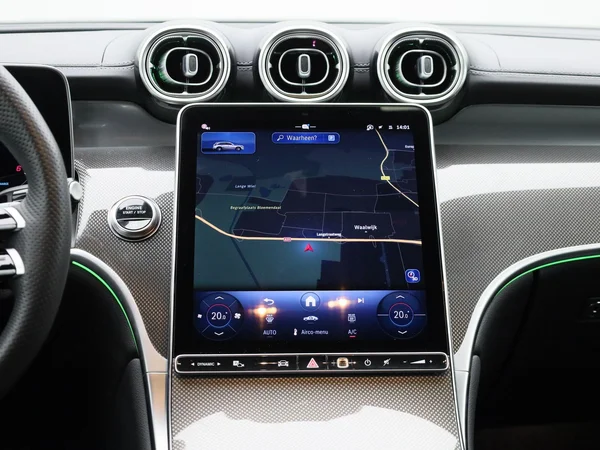 Mercedes-Benz GLC (2025) — foto 49 van 49