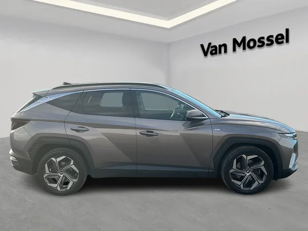 Hyundai Tucson (2023) — foto 13 van 17