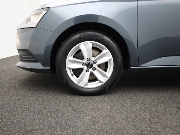 SKODA Fabia Combi (2021) — foto 5 van 20