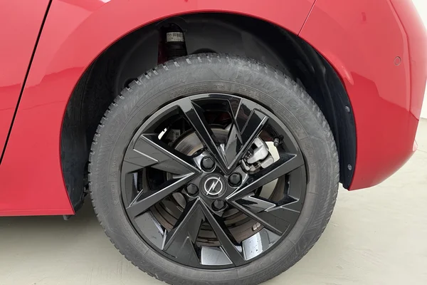 Opel Corsa (2023) — foto 16 van 19