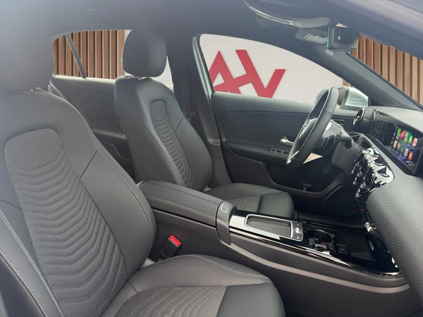 Mercedes-Benz A-180 (2026) — foto 18 van 26