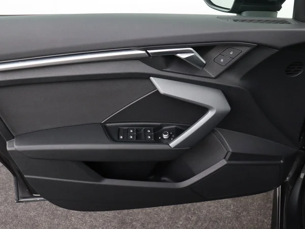 AUDI A3 Sportback (2025) — foto 9 van 18