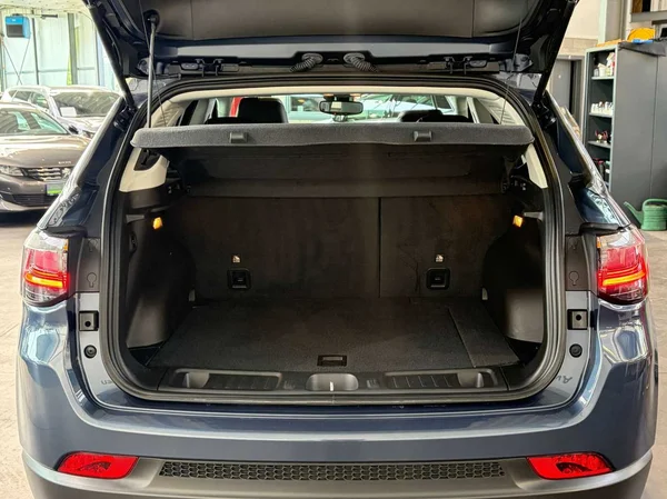 Jeep Compass (2022) — foto 17 van 21