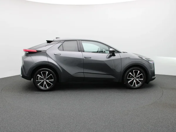 Toyota C-HR (2025) — foto 25 van 27