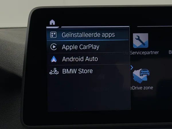 BMW 520 (2022) — foto 13 van 32