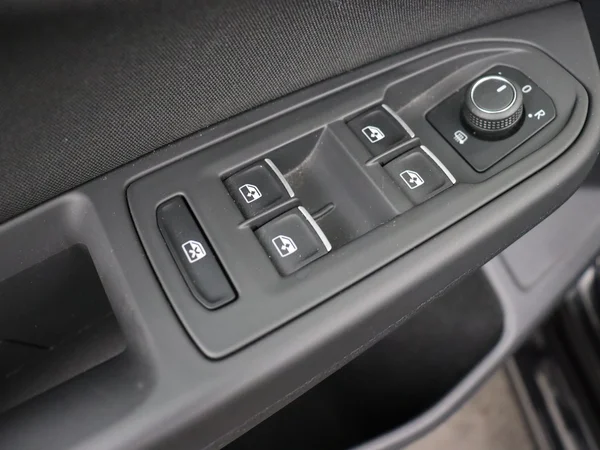 VOLKSWAGEN Golf Variant (2022) — foto 19 van 29