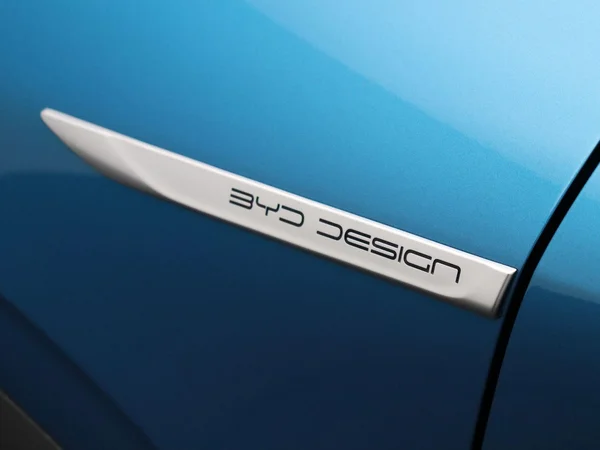 BYD ATTO 3 (2023) — foto 31 van 32